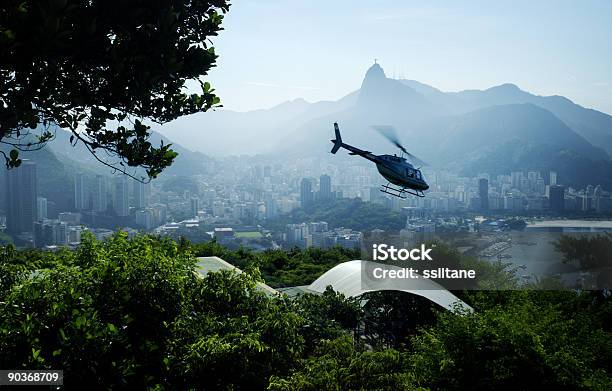 Cortador De Río En Brasil Foto de stock y más banco de imágenes de Helicóptero - Helicóptero, Río de Janeiro, Brasil