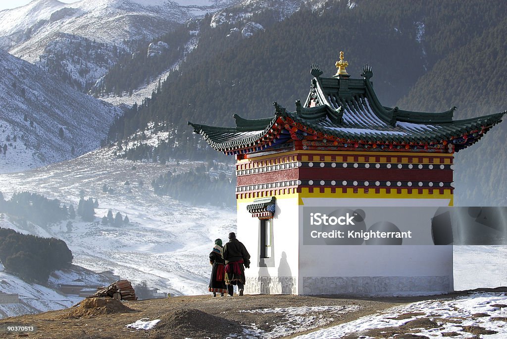 Preghiera e Tempio - Foto stock royalty-free di Nepal