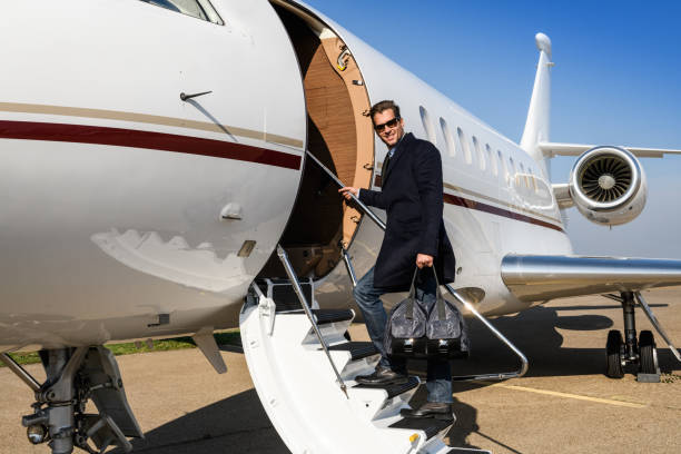 istock Man at the airport 903712818