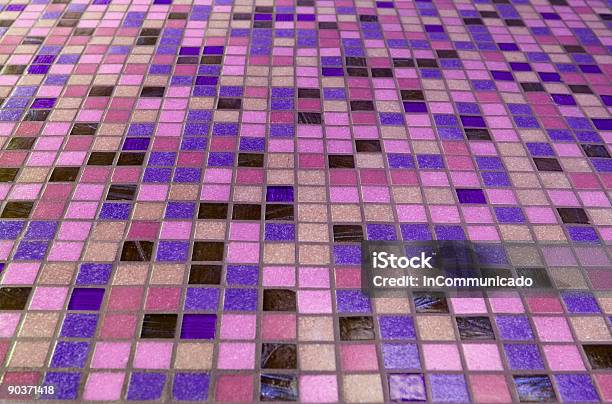 Фиолетовыйрозовый Tile — стоковые фотографии и другие картинки Цветной блок - Цветной блок, Бежевый, Без людей