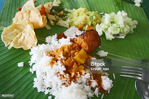 Foto de Folha De Bananeira Arroz e mais fotos de stock de Almoço - Almoço, Arroz - Alimento básico, Arroz - Cereal