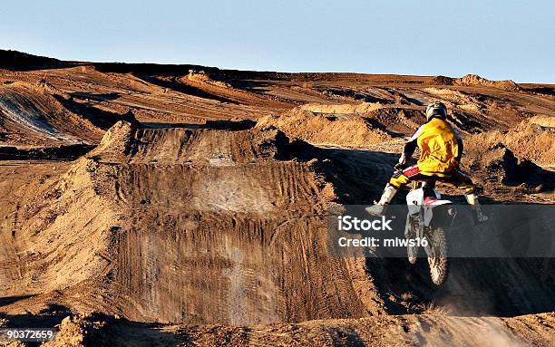 Yeeeeee Hah Motorradsprung Stockfoto und mehr Bilder von Hochspringen - Hochspringen, Motocross, Motorrad