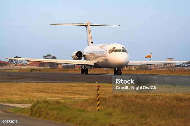 Photo libre de droit de Transport De Passagers banque d'images et plus d'images libres de droit de Aile d'avion - Aile d'avion, Aluminium, Atterrir