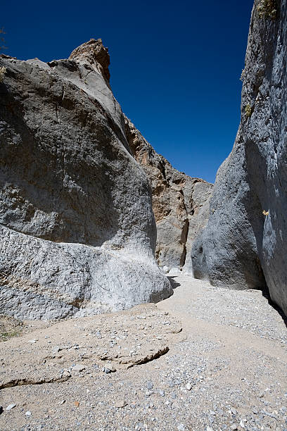 marble canyon im death valley - marble canyon stock-fotos und bilder