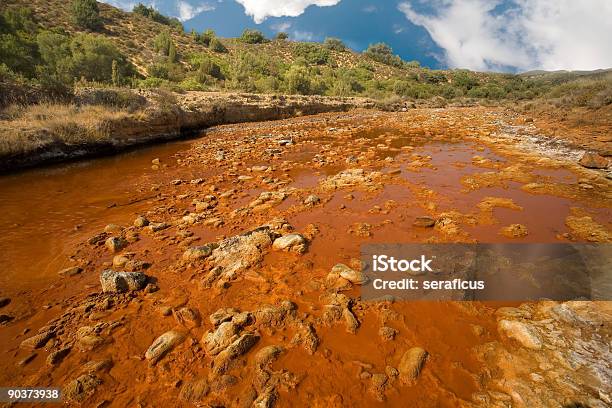 Rio Naracauli - Fotografias de stock e mais imagens de Acidente Natural - Acidente Natural, Alterações climáticas, Ao Ar Livre
