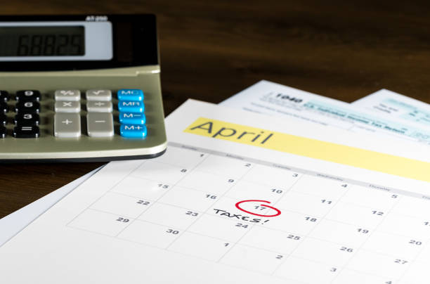 istock Tax day for 2017 returns is April 17, 2018 903773100