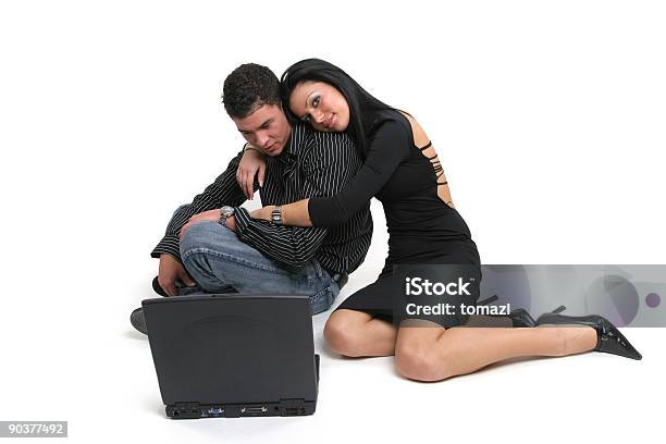 Casal Olhando Fotografias De Férias - Fotografias de stock e mais imagens de Abraçar - Abraçar, Acessibilidade, Adulto