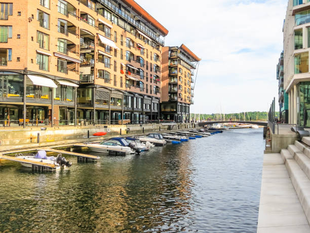 istock Channels of the Aker Brygge area 903812180