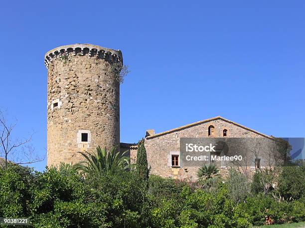 Antigua Mediterráneo Manor Con Watchtower Costa Brava España Foto de stock y más banco de imágenes de España