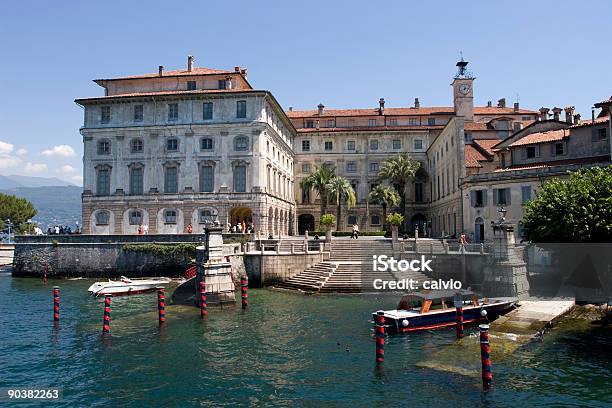 Isola Bella Panoramica - Fotografie stock e altre immagini di Isola Bella - Isole Borromee - Isola Bella - Isole Borromee, Lago Maggiore, Barca da diporto