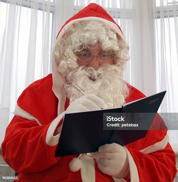 Foto de Santa e mais fotos de stock de Adulto - Adulto, Agenda, Barba