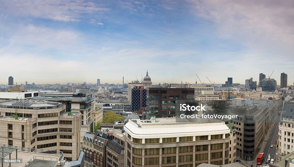 Londres e da St Pauls Cathedral - Foto de stock de Arranha-céu royalty-free