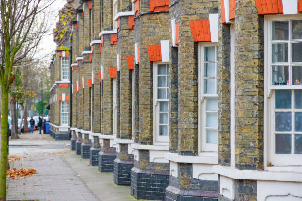 case a schiera tradizionali inglesi a londra - london england sash window house georgian style foto e immagini stock