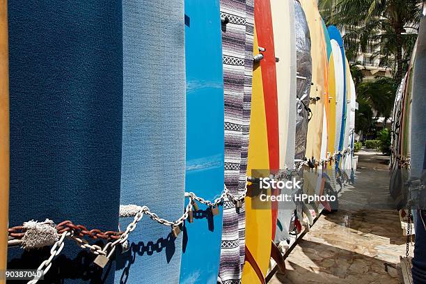 Surfboards Foto de stock y más banco de imágenes de Clima tropical - Clima tropical, Isla, Agua