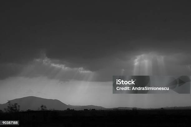 Nach Dem Sturm Stockfoto und mehr Bilder von Beleuchtet - Beleuchtet, Berg, Dramatische Landschaft