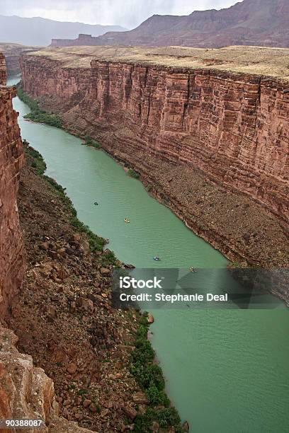 Rio Colorado Da Ponte De Navajo - Fotografias de stock e mais imagens de Ao Ar Livre - Ao Ar Livre, Colorado, Cor verde