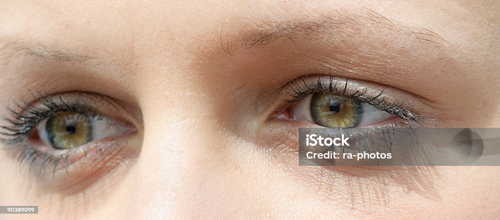 Mujer con los ojos - Foto de stock de Adulto libre de derechos