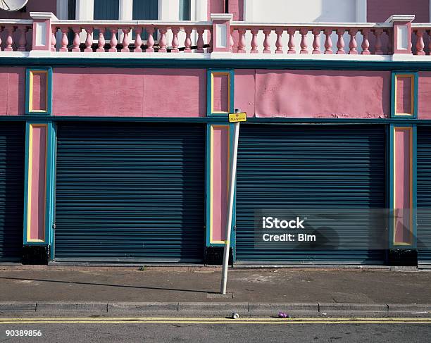 Розовый Дом В Уэльсе Великобритания — стоковые фотографии и другие картинки Магазин - Магазин, Великобритания, Розничная торговля