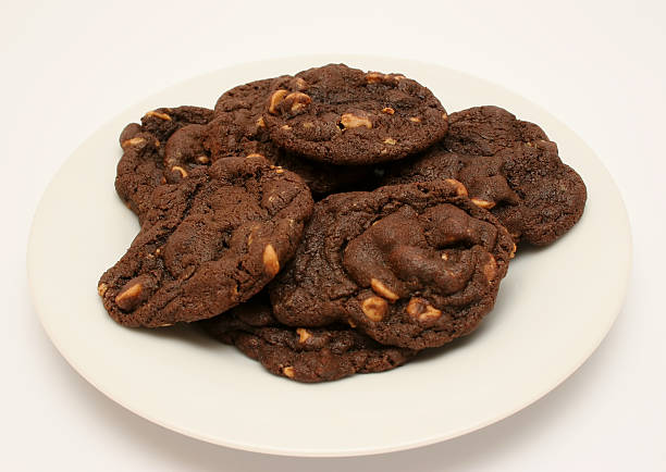 istock home-made chocolate peanut butter chip cookies 90390152