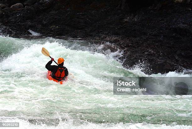 En Kayak Foto de stock y más banco de imágenes de Actividades recreativas - Actividades recreativas, Adulto, Aire libre