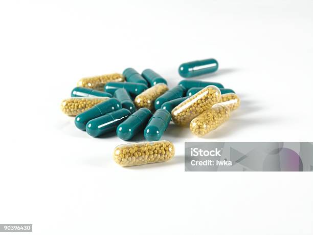 Foto de Comprimido e mais fotos de stock de Comprimido - Comprimido, Cápsula, Farmacêutico