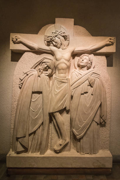istock Stone Sculpture In Saint Joseph’s Oratory Chapel 903968442