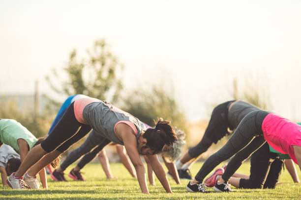 istock Outdoor Fitness Class 903996344