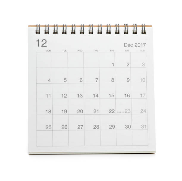 istock December 2017 minimal desk calendar isolated 904004730