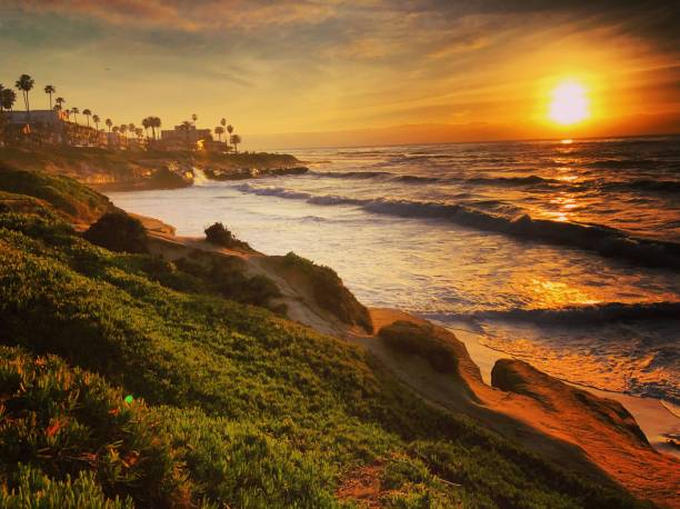 istock Sunset on La Jolla Beach, California, USA 904029180