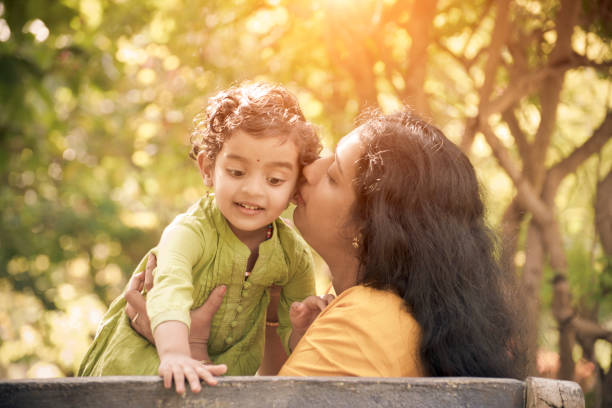 istock mother and daughter 904036534