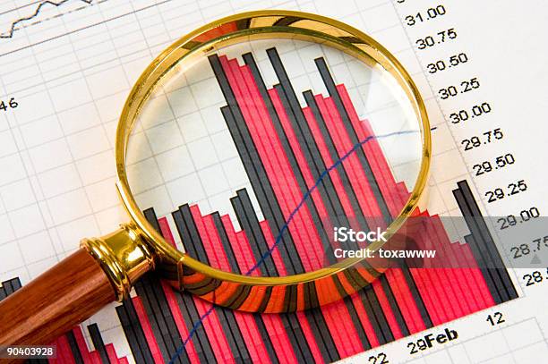 Gráfico De Stock - Fotografias de stock e mais imagens de Ampliação - Ampliação, Ampliação de Baixa Escala, Analisar