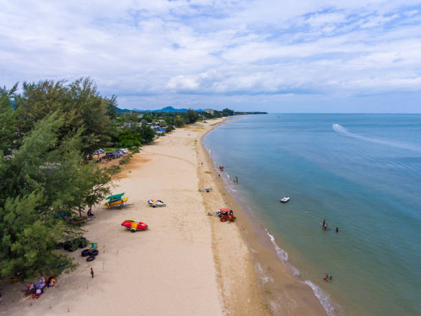 istock Aerial view of beach and sea 904055916