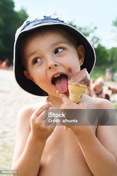 The Boy And Icecream Stock Photo - Download Image Now - Eating, Beach, Child