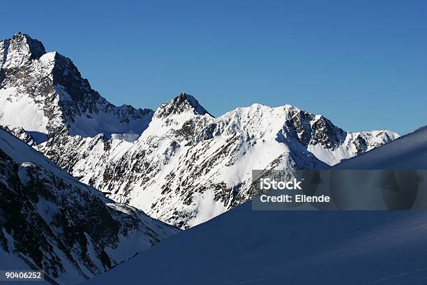 ブルーと白の冬景色 - ウィンタースポーツのストックフォトや画像を多数ご用意 - ウィンタースポーツ, オーストリア, カラー画像