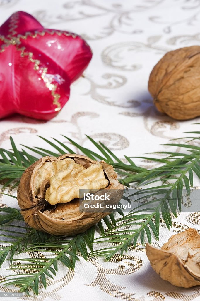 Décorations de Noël, noix et sapin - Photo de Aiguille - Partie d'une plante libre de droits