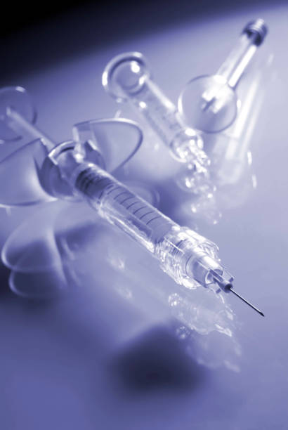 istock hyaluronic acid syringe 904110510
