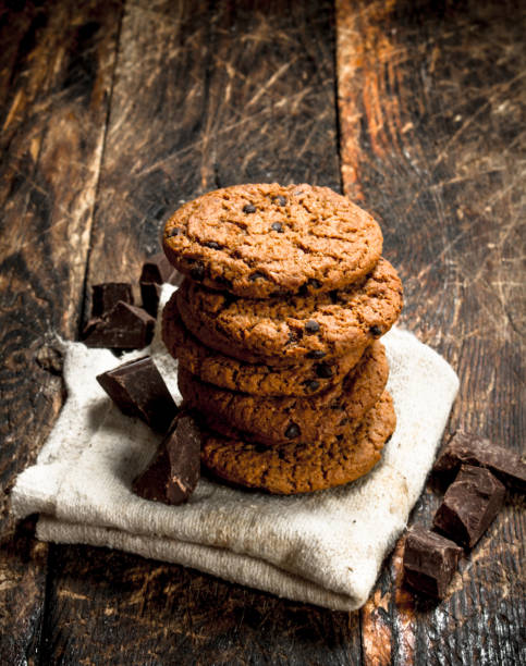istock Oatmeal cookies with chocolate. 904124344