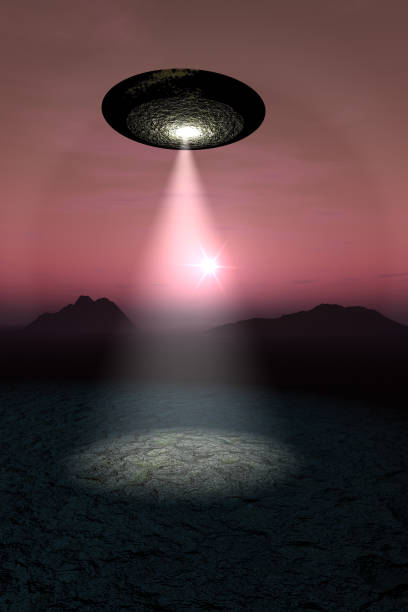 UFO sul tramonto nel deserto - foto stock