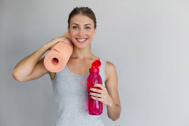 istock Attractive sports girl 904145392