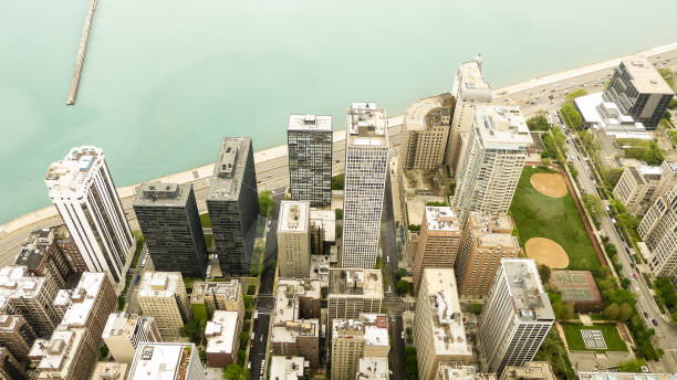istock CHICAGO, USA - MAY 2, 2012: Sightseeing in Chicago,  USA 904150108