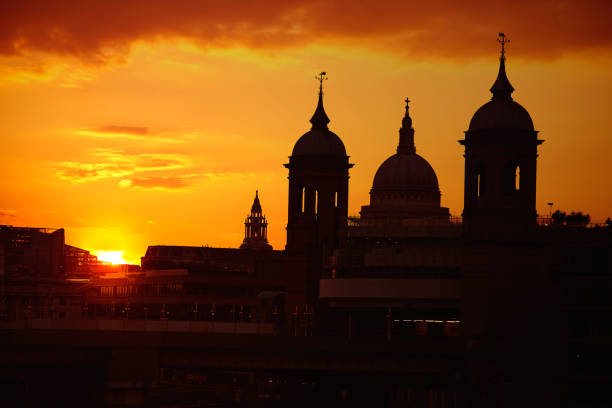 istock London sunset at Thames with St Paul's Cathedral 904159944