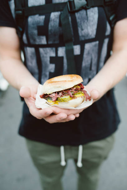 istock London Street Food - hamburger 904186716