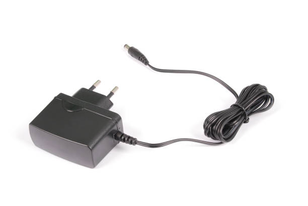 istock Electric shaver charger 904223612