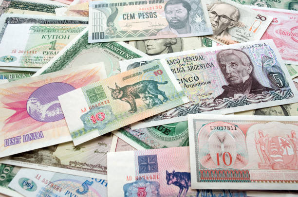 istock Money of the World 904230416