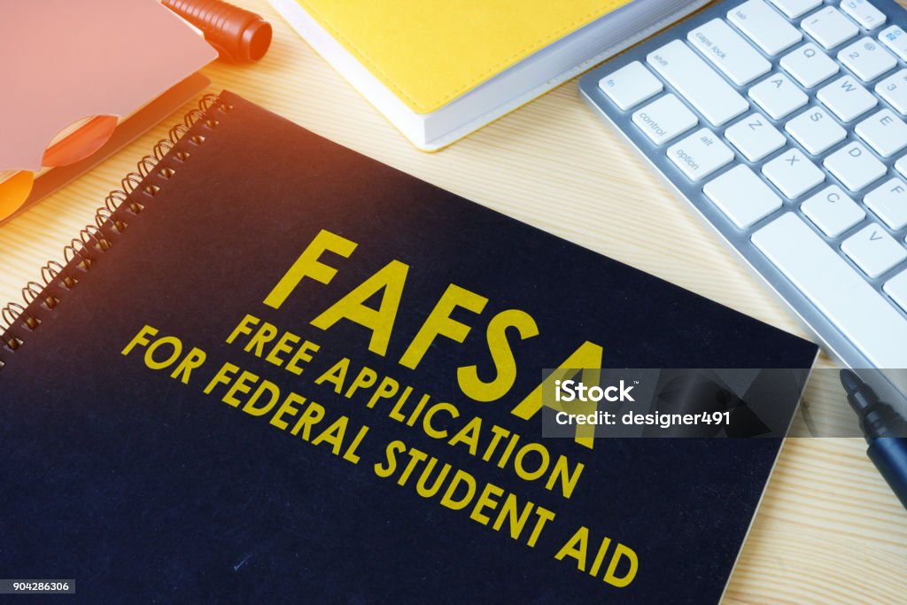 中央政府学生の援助 (FAFSA) のための無料のアプリケーション。 - FAFSAのロイヤリティフリーストックフォト