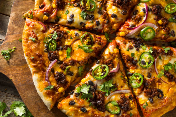 istock Homemade Spicy Mexican Taco PIzza 904333334