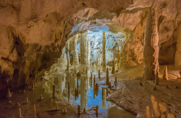 Frasassi Caves (Marche, Italy) Grotte di Frasassi, Italy - 5 January 2018 - The Frasassi Caves, a huge karst cave system in the town of Genga, province of Ancona, Marche region, central Italy, famous tourist attraction. karst formation photos stock pictures, royalty-free photos & images