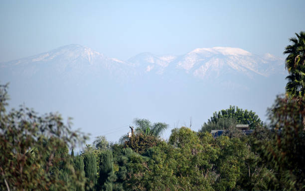 istock The San Bernardino Mountains From Afar 904379238