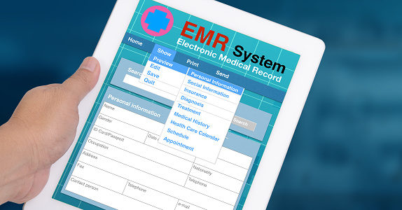 Sistema de registro médico Mostrar en tableta en alguien disponible. photo