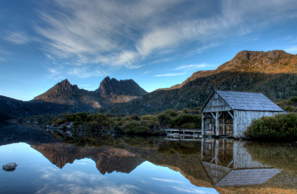 istock Cradle Mountain as viewed from Dove Lake 904416512